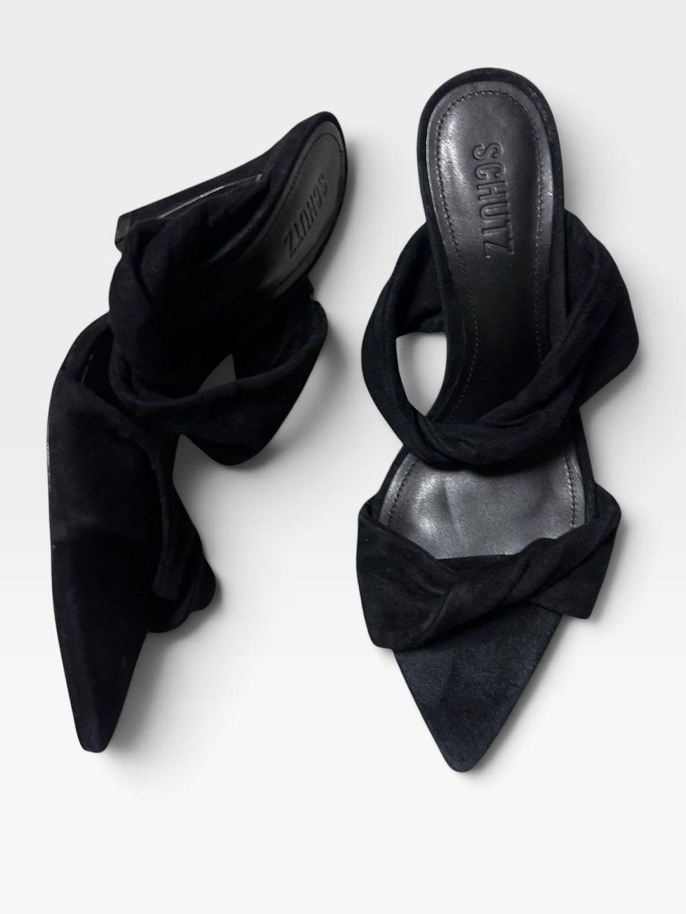 Schultz black suede step in pointed toe heels size 7 3.5 inches